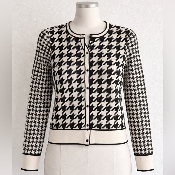 Ann Taylor Factory Sweaters - 🧥 Ann Taylor Sweater - Black and White - NWOT 🧥